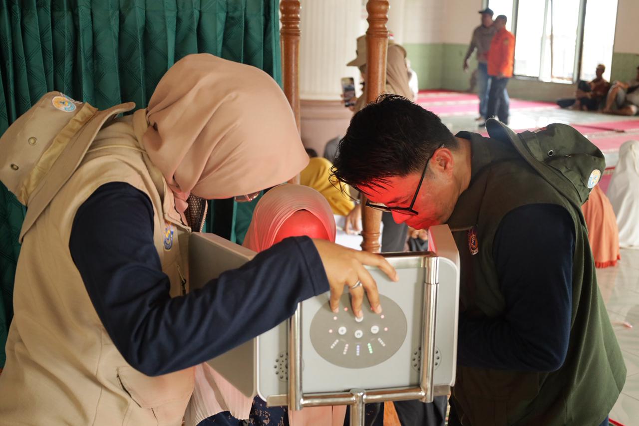 Teknologi Cahaya untuk Pulihkan Trauma Penyintas Bencana, UNP Hadirkan Metode IPLT di Sumbar