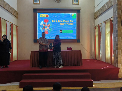 UM Bina Peer Counselor SEJIWA di SMKN 10 Malang untuk Menguatkan Dukungan Sebaya Siswa